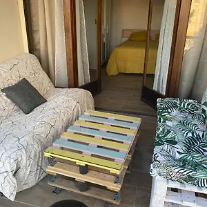 : Le In Et Off Appartement